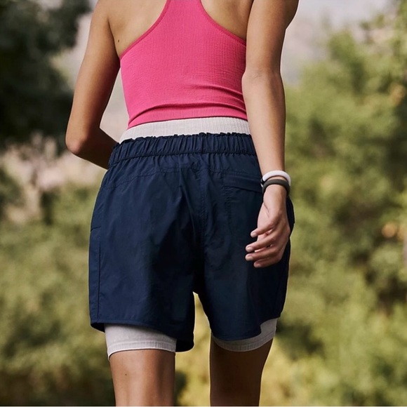 NWOT FP Movement In The Wild Shorts - Supernova - Size Small - Picture 5 of 17